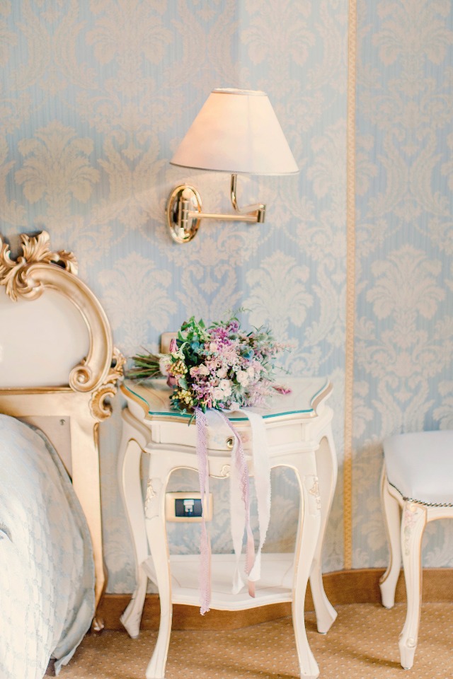 gilded baroque wedding room