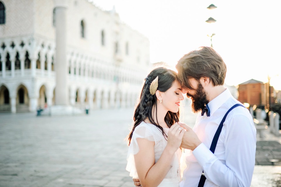 sunrise wedding photo session