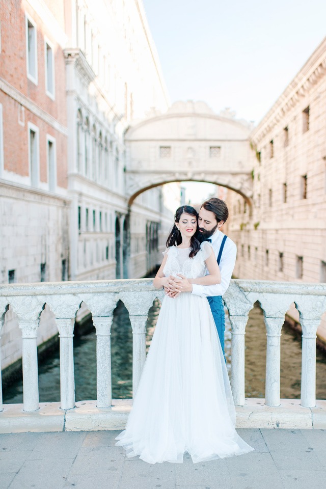 Venice canal wedding photos
