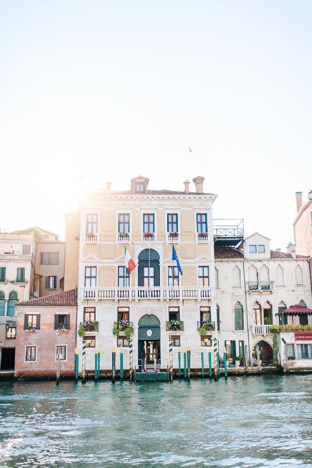 morning photo session in Venice Italy
