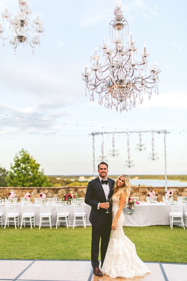 chandeliers make your wedding so glam