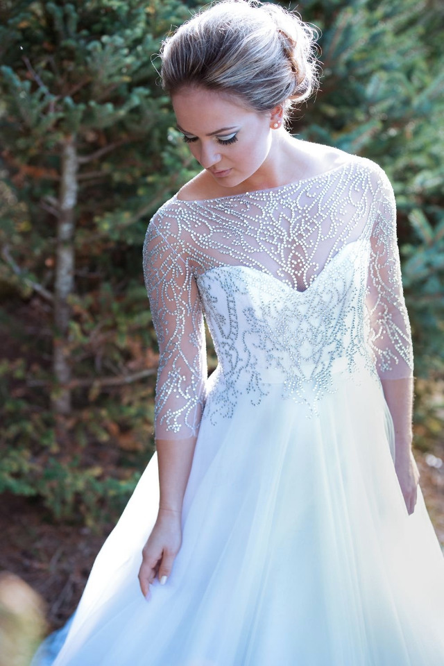 silver sparkle wedding dress detail