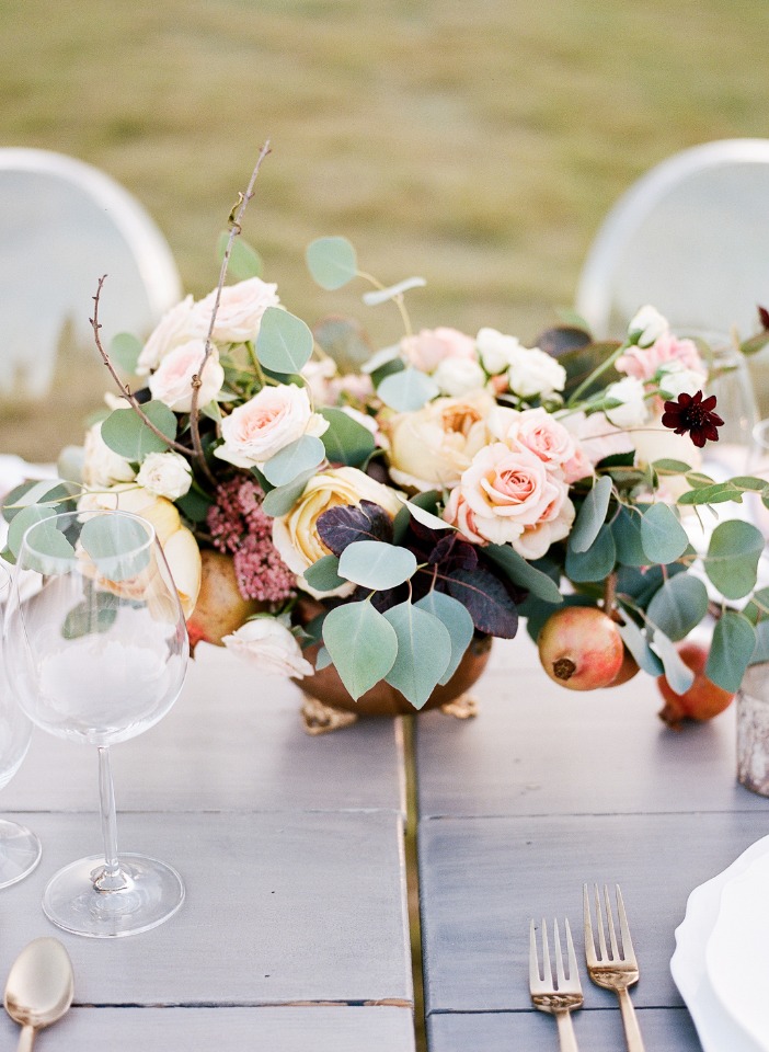 romantic and vintage style centerpiece