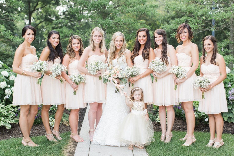 Pretty bridesmaids