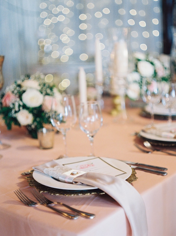 soft blush and gold glam wedding table decor