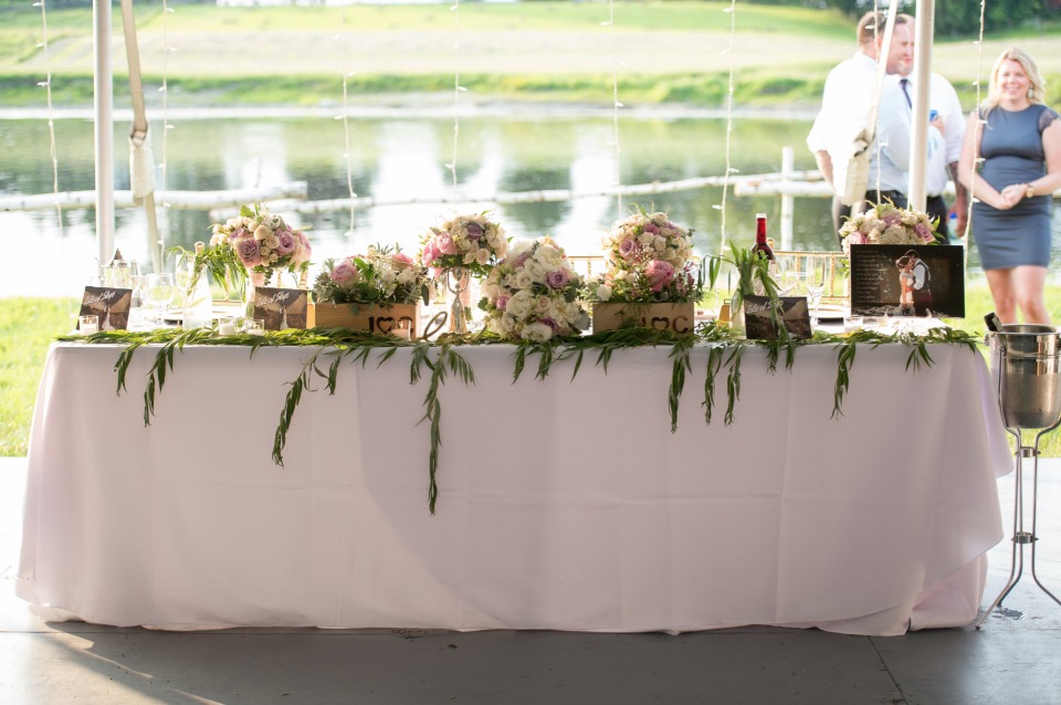 sweetheart wedding table