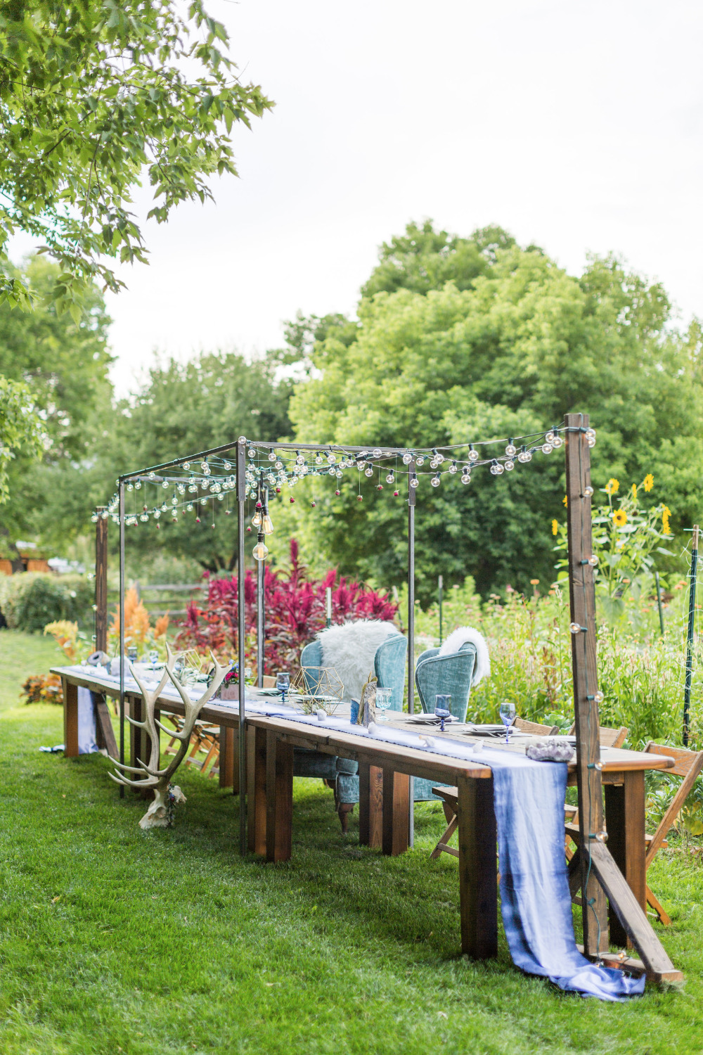 this-wedding-rocks-like-literally