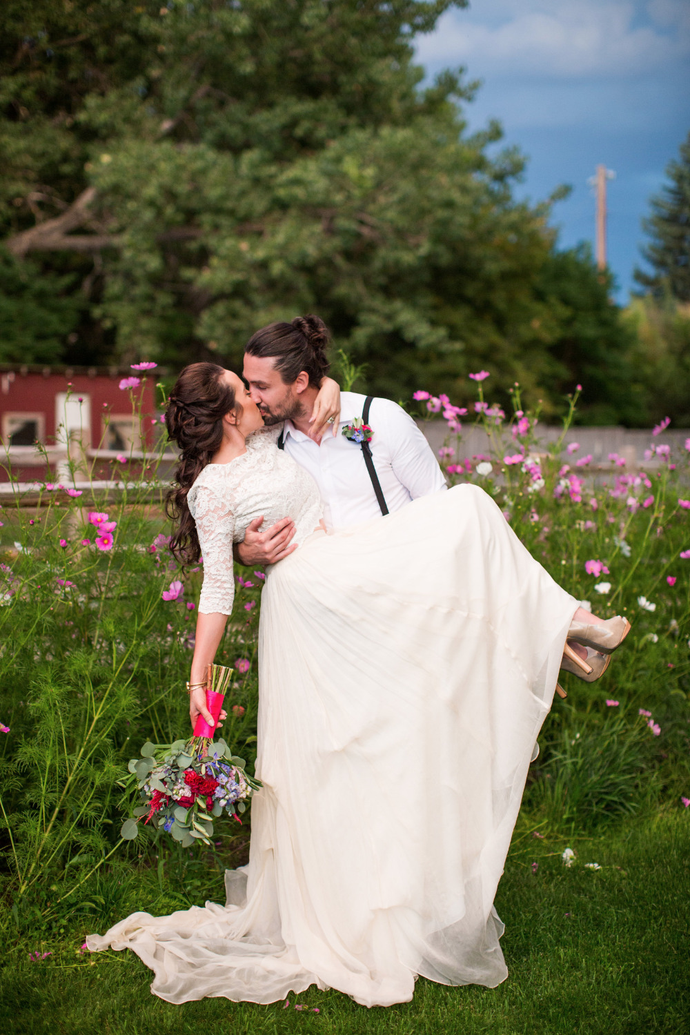 this-wedding-rocks-like-literally