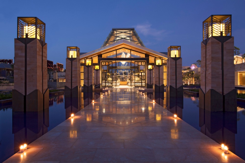 tie-the-knot-in-paradise-at-the-mulia