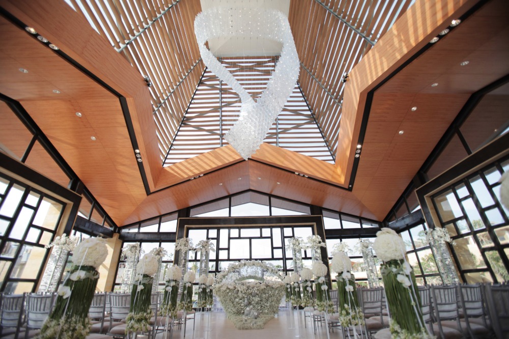 tie-the-knot-in-paradise-at-the-mulia