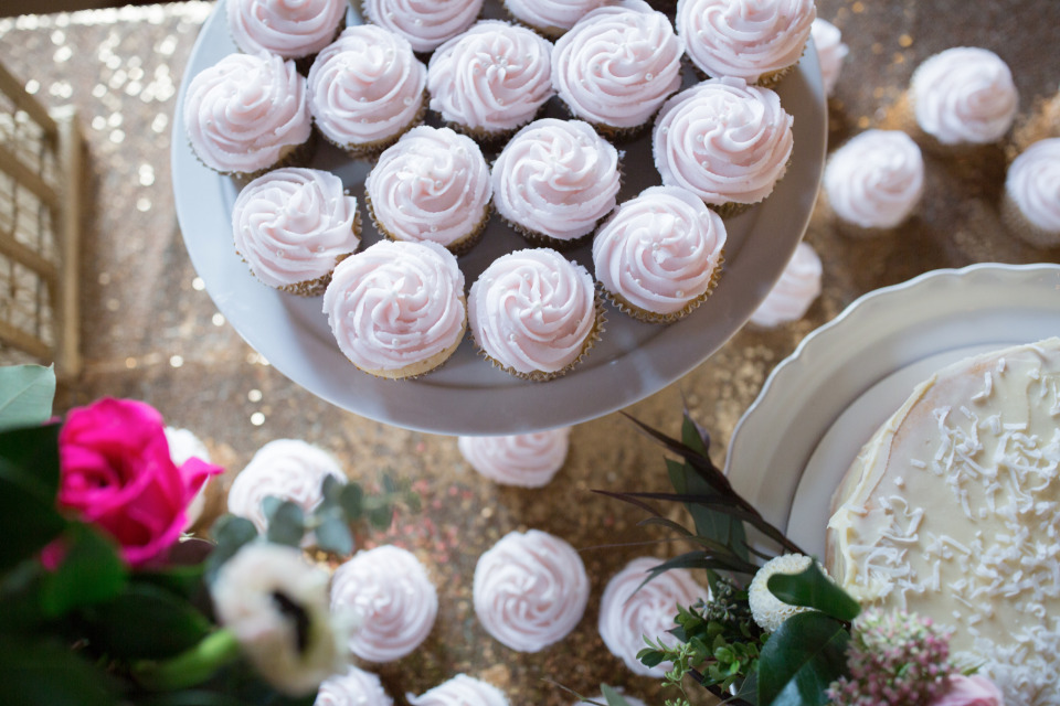 cute pink wedding cupcakes