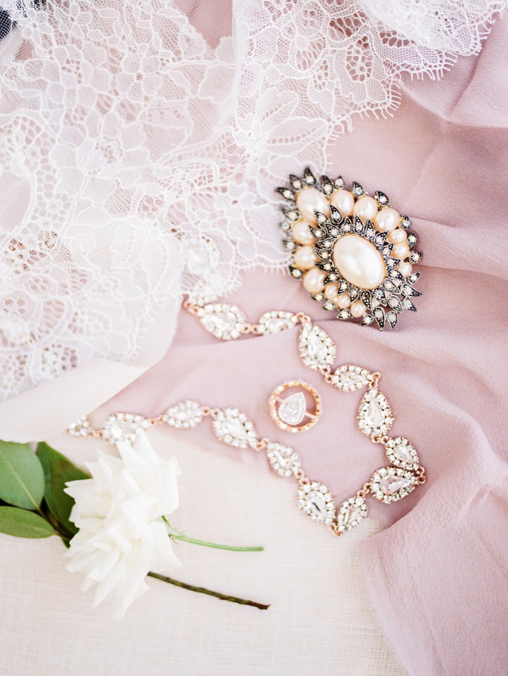 bouquet broach and wedding jewelry