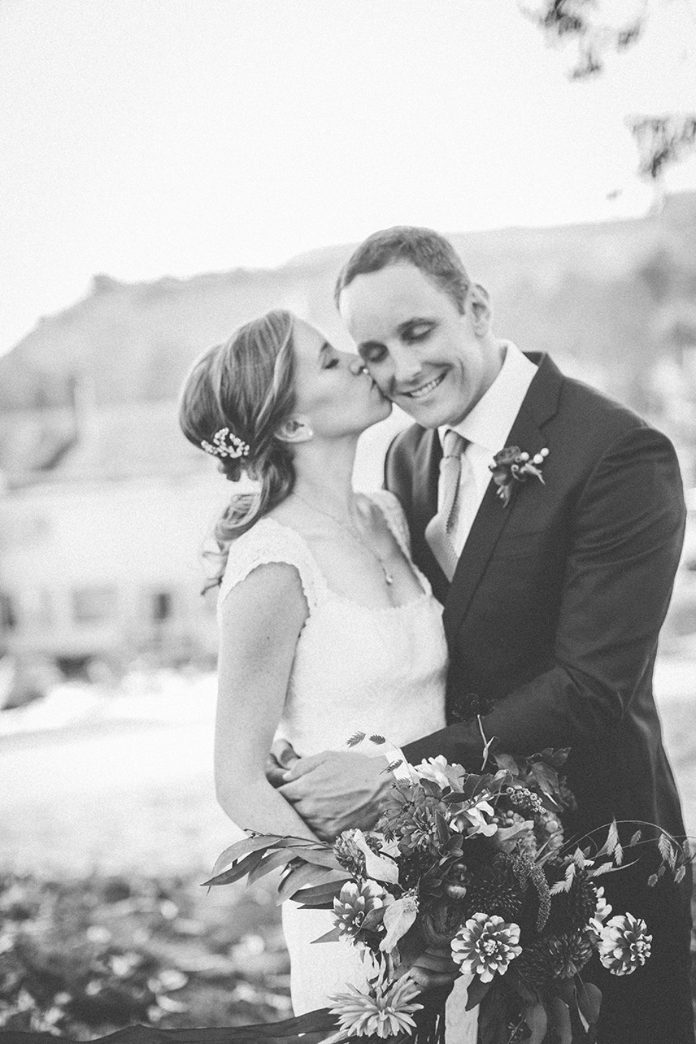a-dreamy-fall-wedding-with-a-view-of