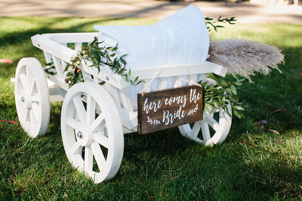 a-dreamy-fall-wedding-with-a-view-of