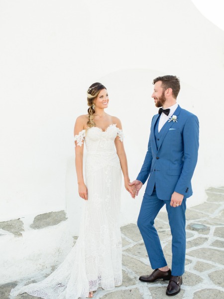 An Intimate Shipwreck Inspired Wedding In Paros Island, Greece
