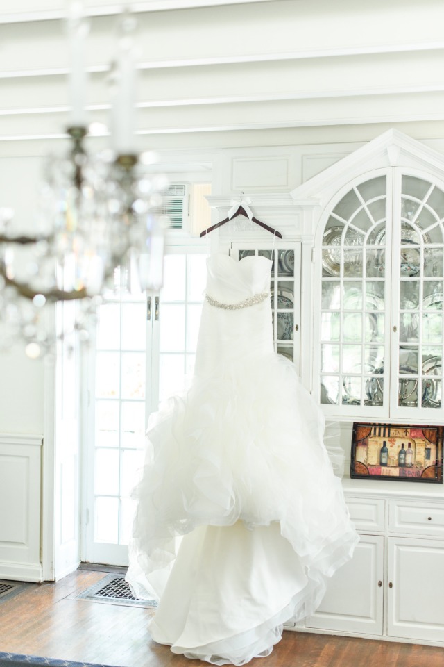 mermaid style wedding dress
