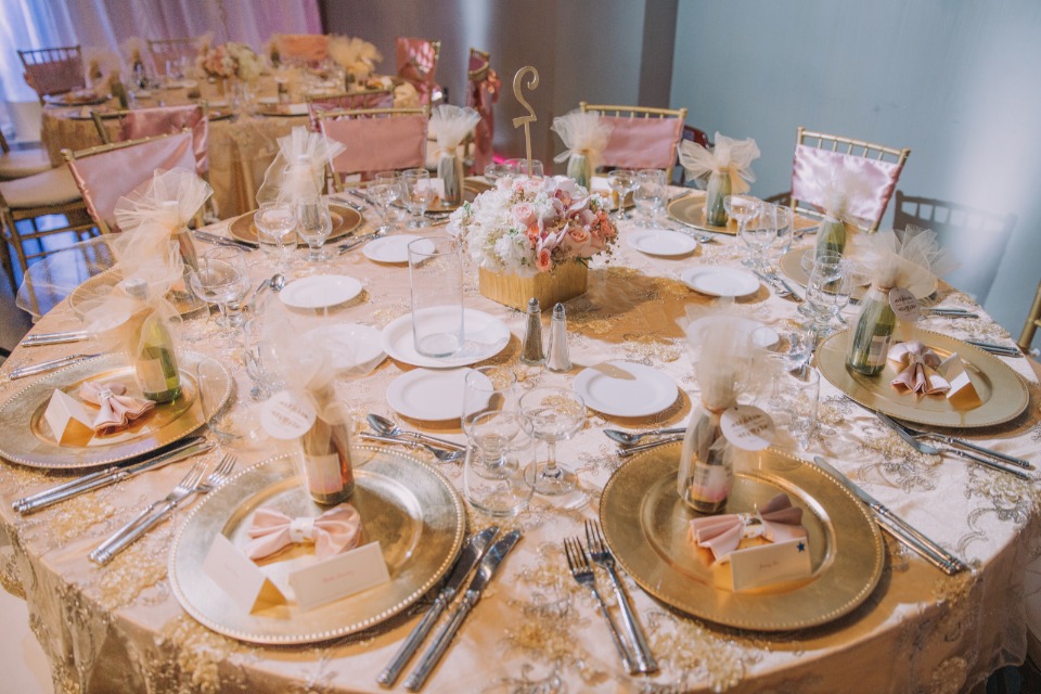 Gold and blush reception table