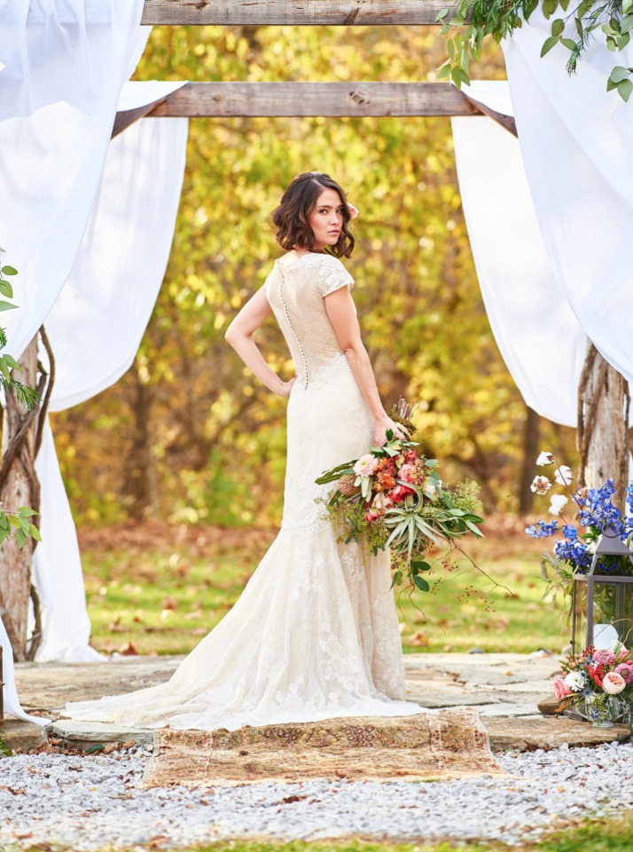 romantic and vintage style wedding dress