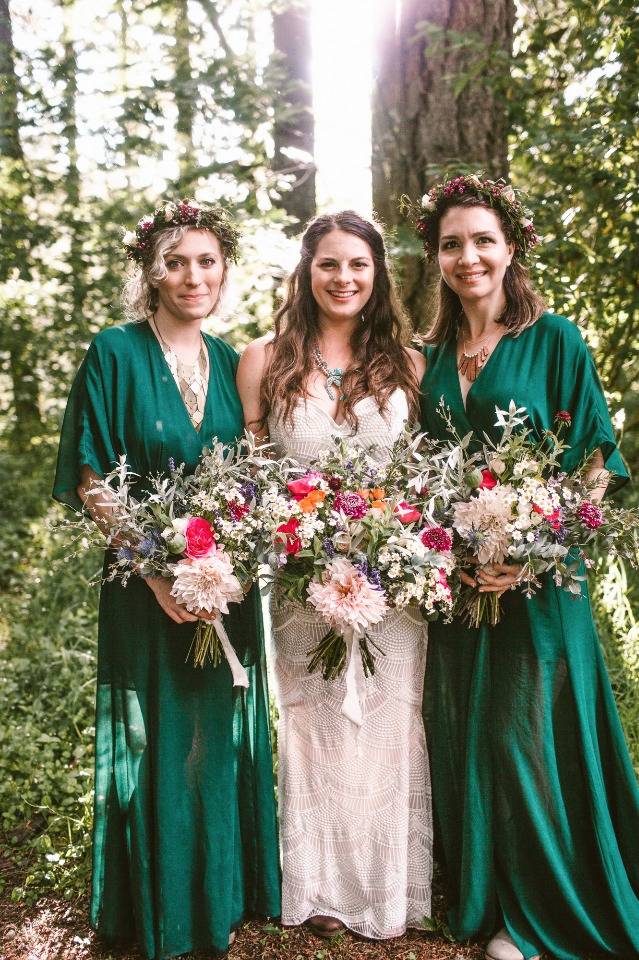Boho bridesmaids in emerald green