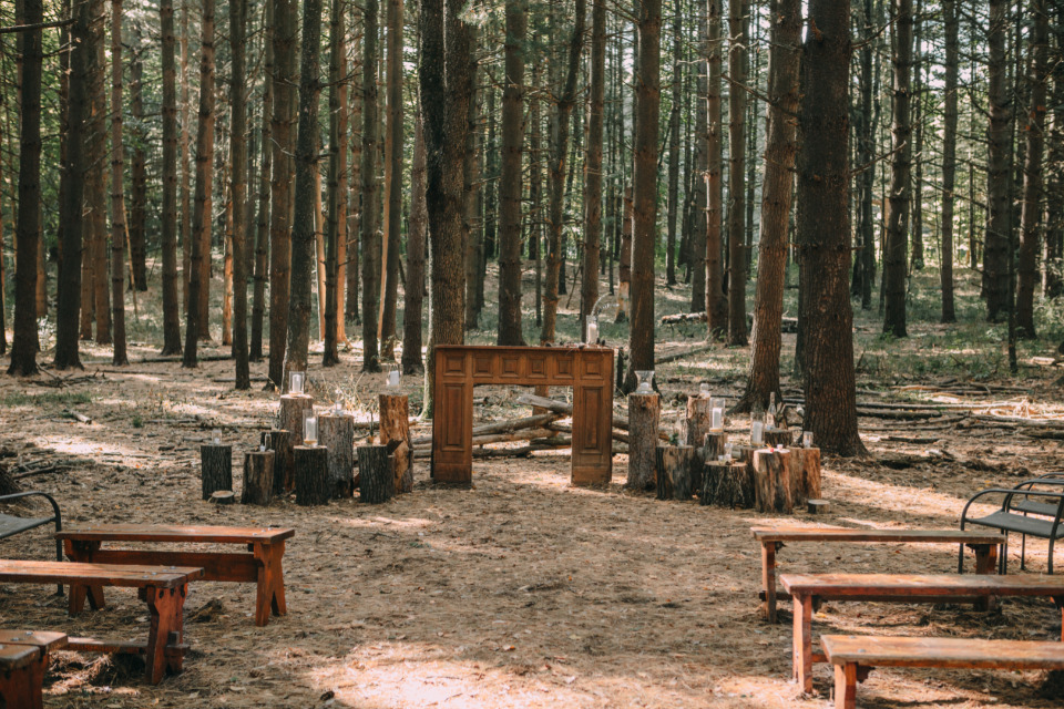woodsy campground wedding ceremony venue