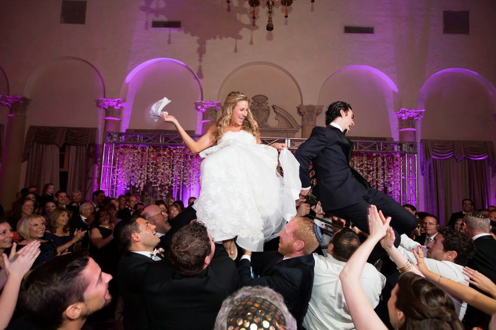 time-to-drink-champagne-amp-dance-on