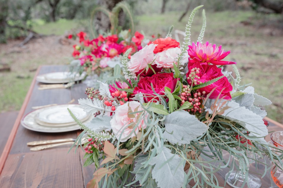 romantic pink and red centerpieces