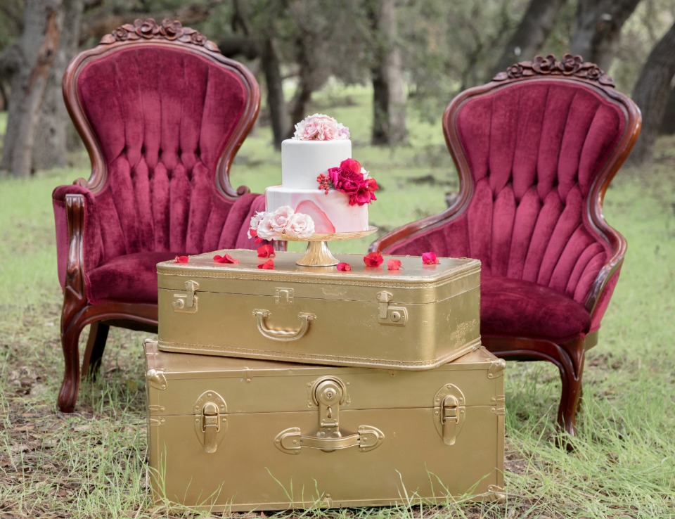 pink gold and red wedding decor