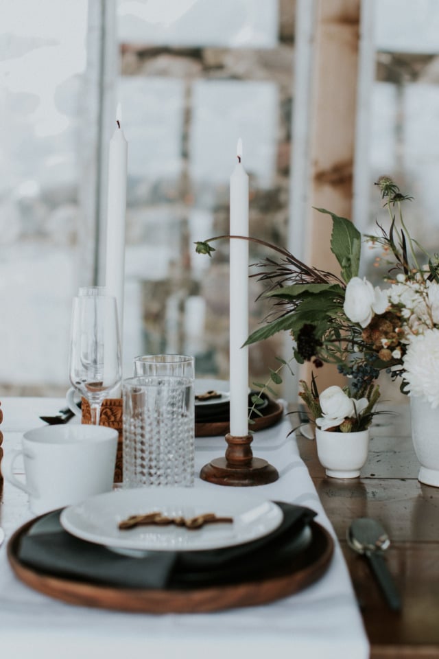 tall candle wedding table decor