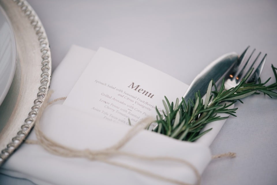 simple and clean wedding menu