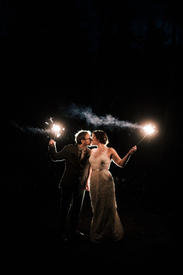 magical sparkler wedding photo idea