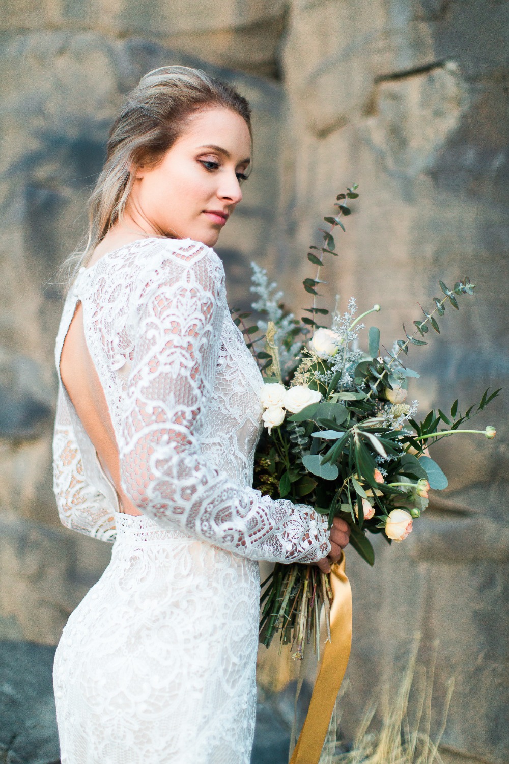how-to-get-married-outdoors