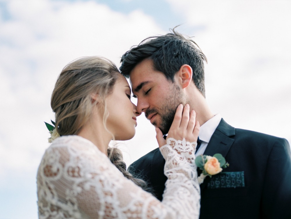 how-to-get-married-outdoors