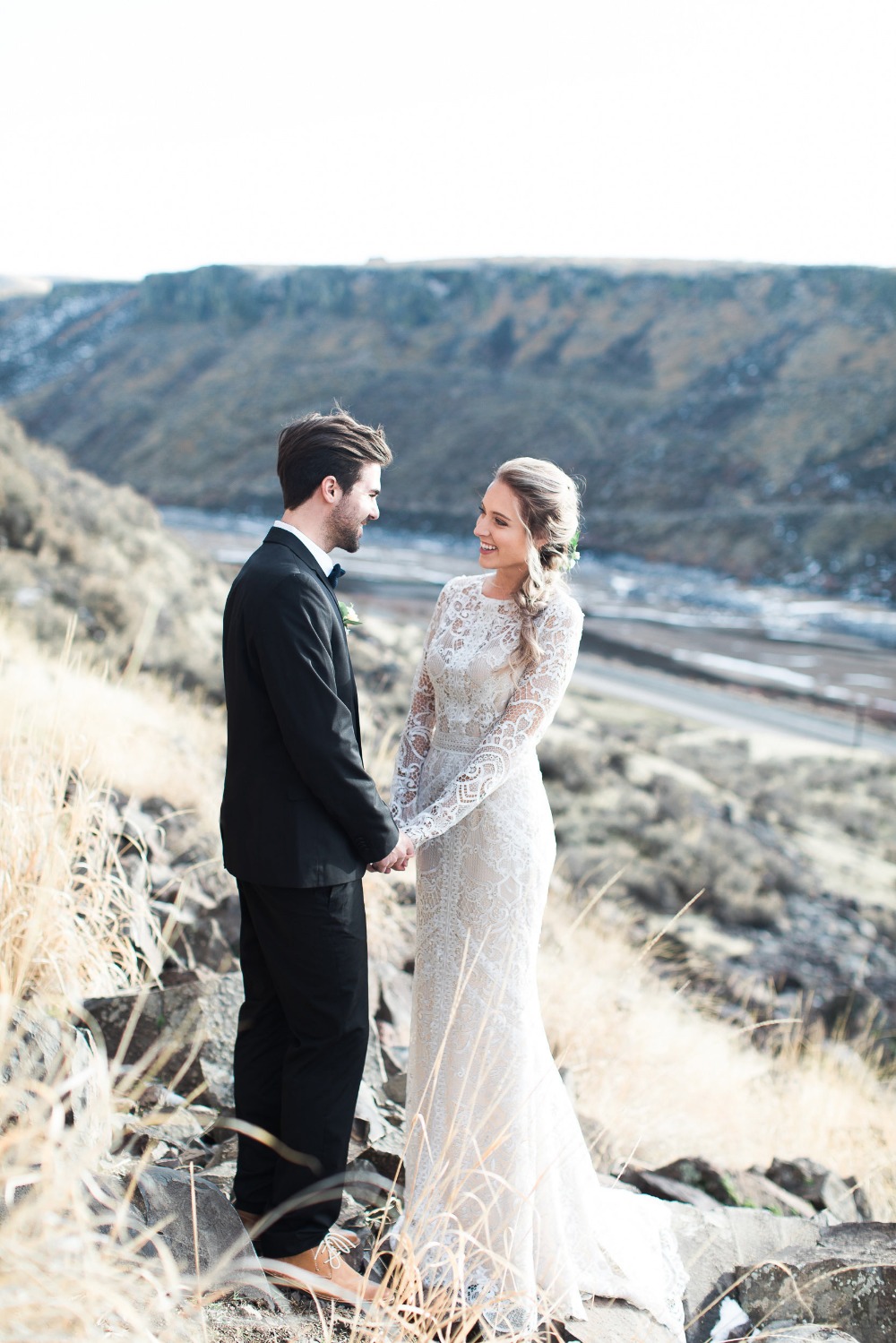how-to-get-married-outdoors