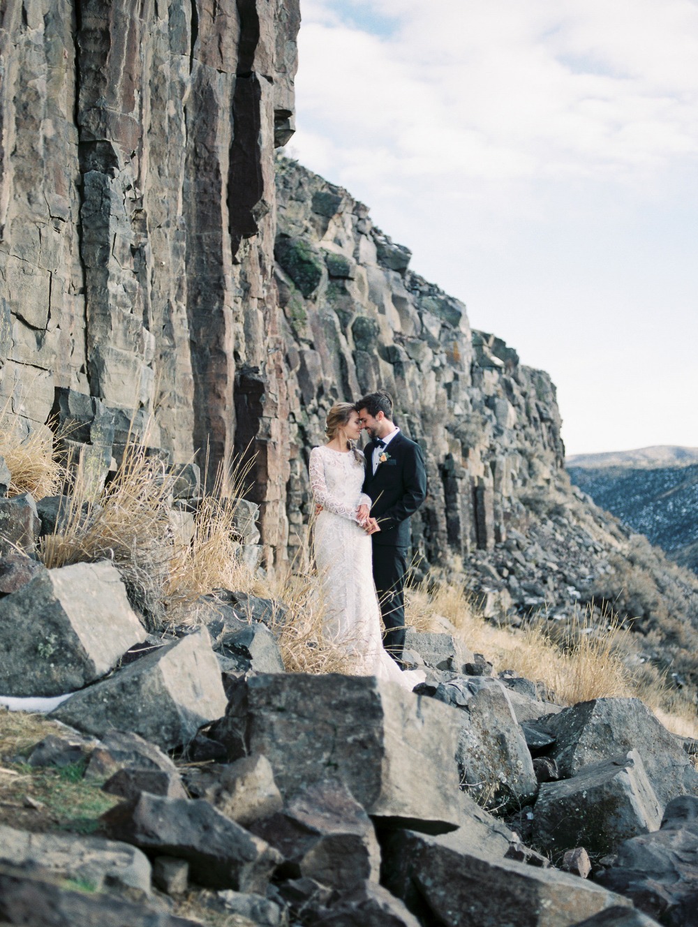 how-to-get-married-outdoors