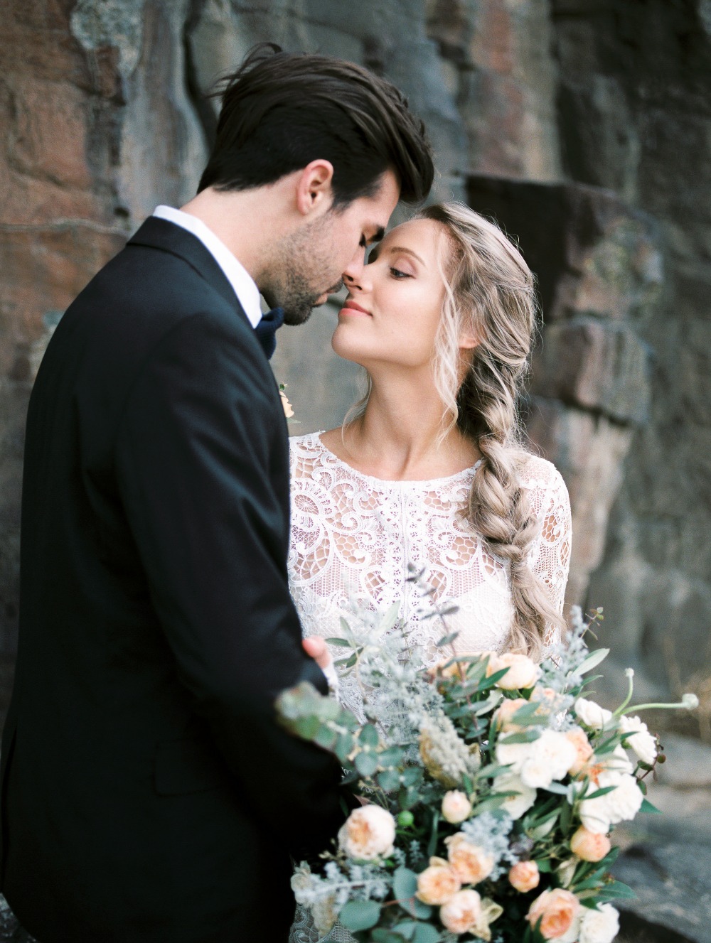 how-to-get-married-outdoors