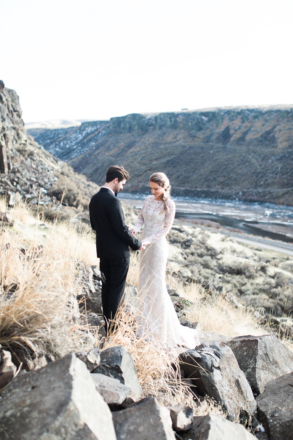 how-to-get-married-outdoors