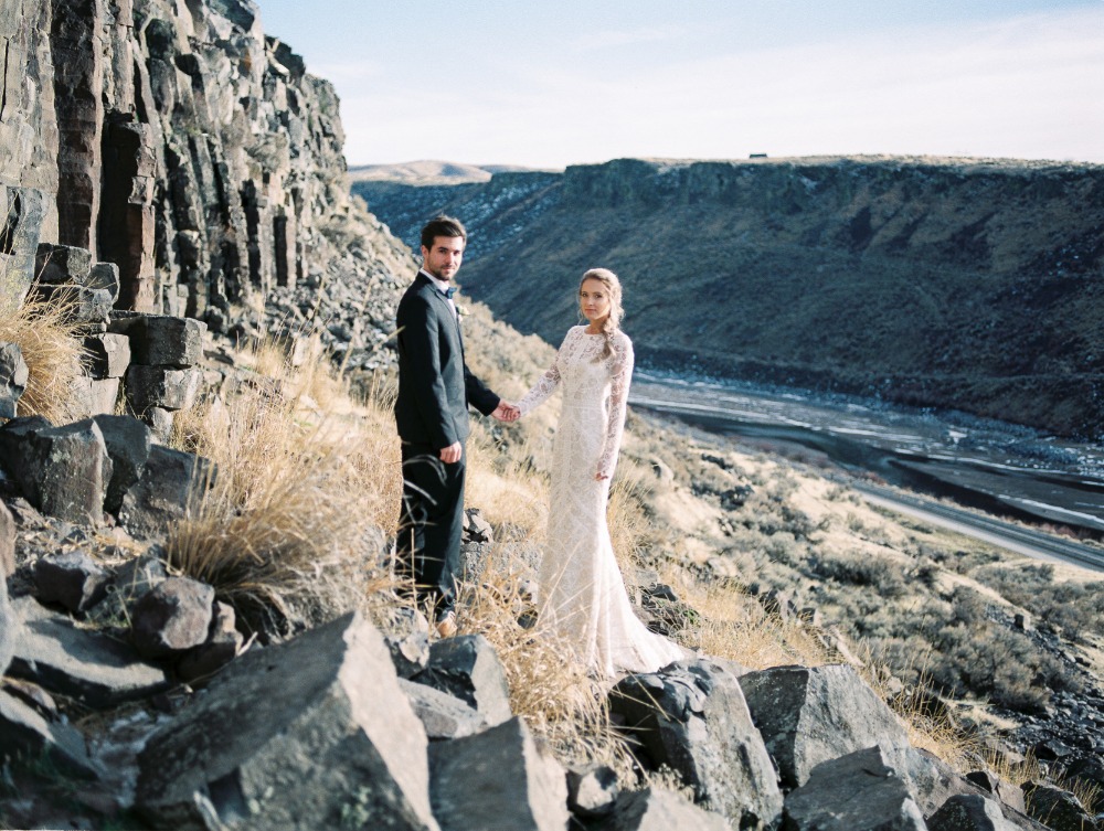 how-to-get-married-outdoors