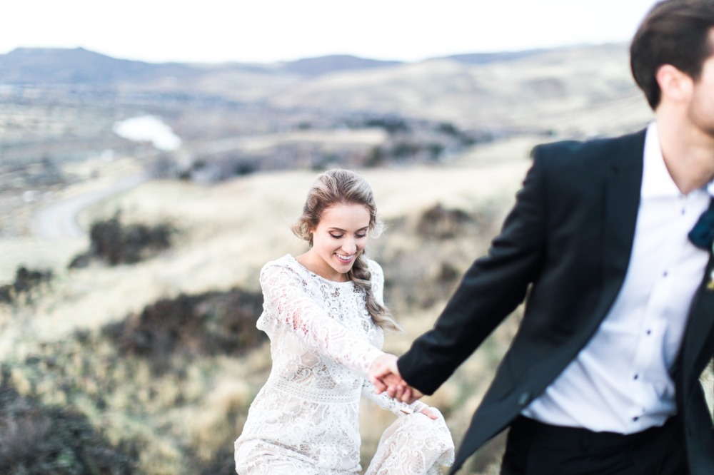 how-to-get-married-outdoors