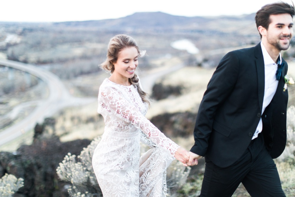 how-to-get-married-outdoors