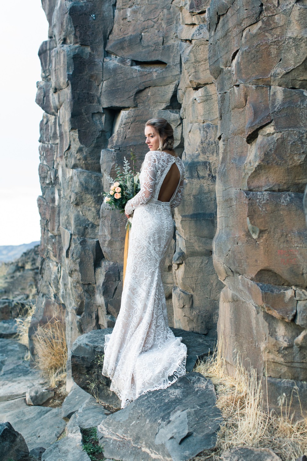 how-to-get-married-outdoors