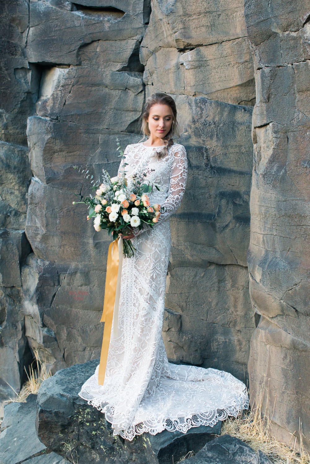 how-to-get-married-outdoors