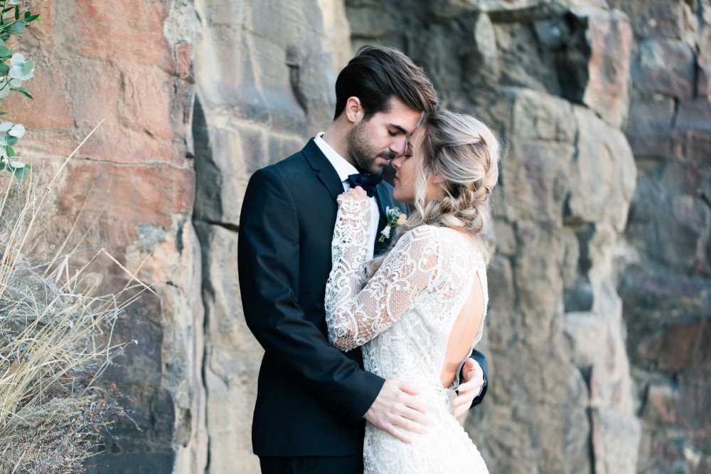 how-to-get-married-outdoors