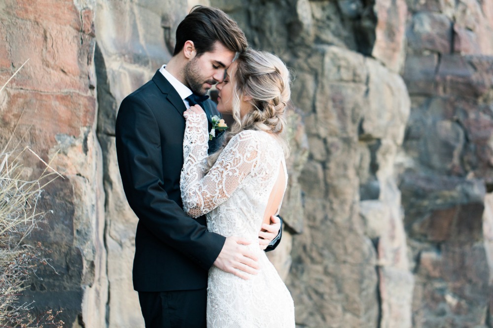 how-to-get-married-outdoors