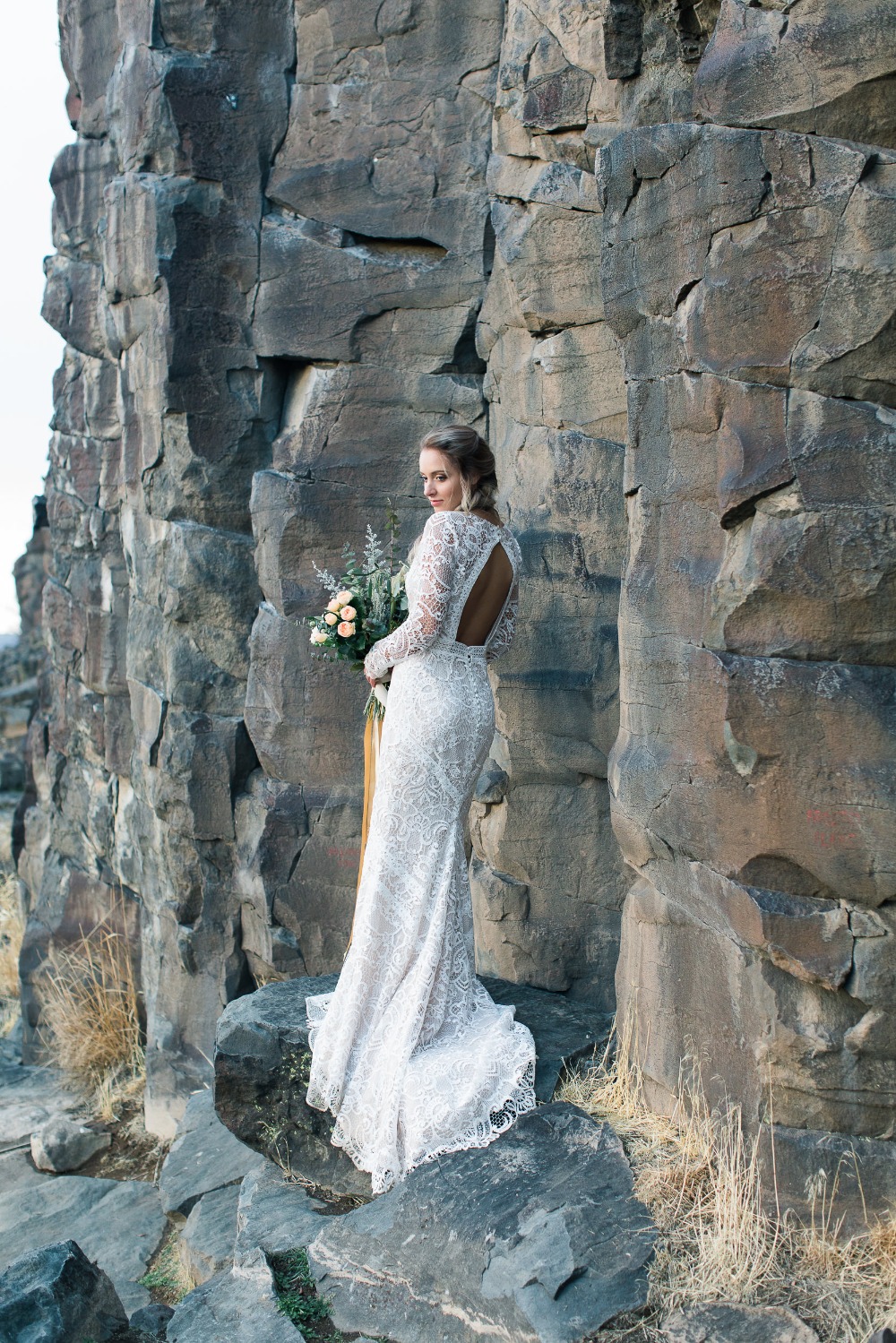 how-to-get-married-outdoors