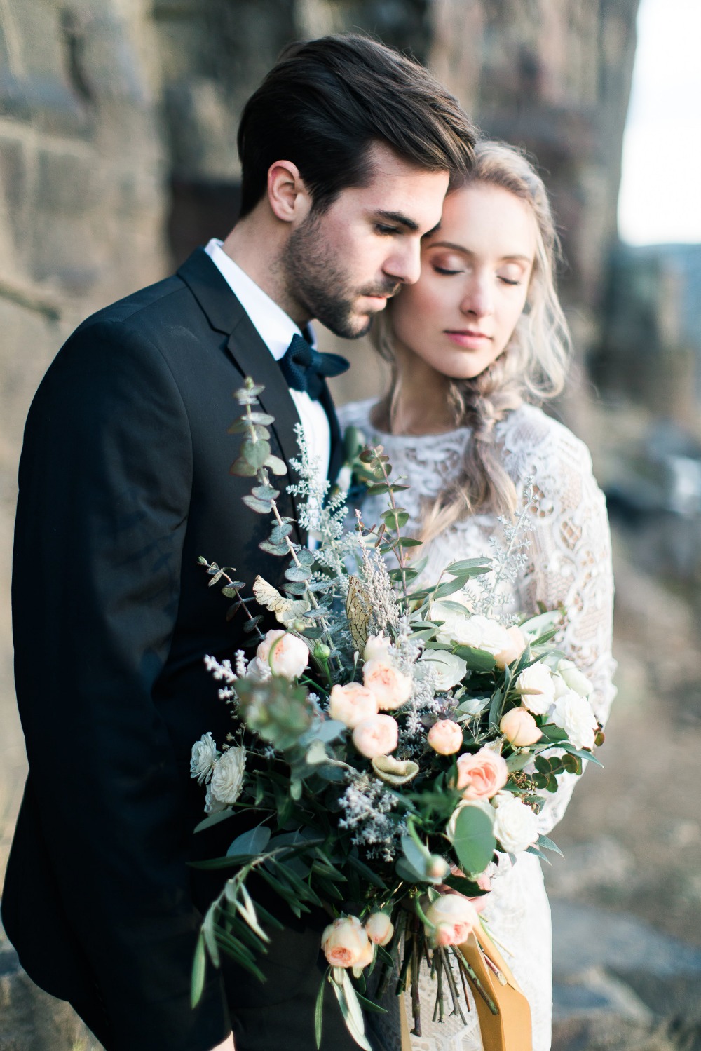 how-to-get-married-outdoors