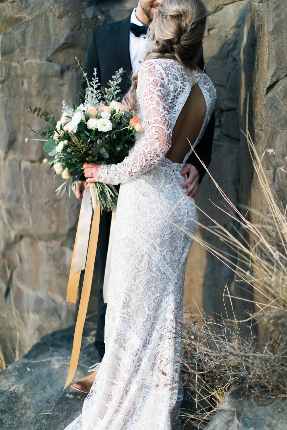how-to-get-married-outdoors