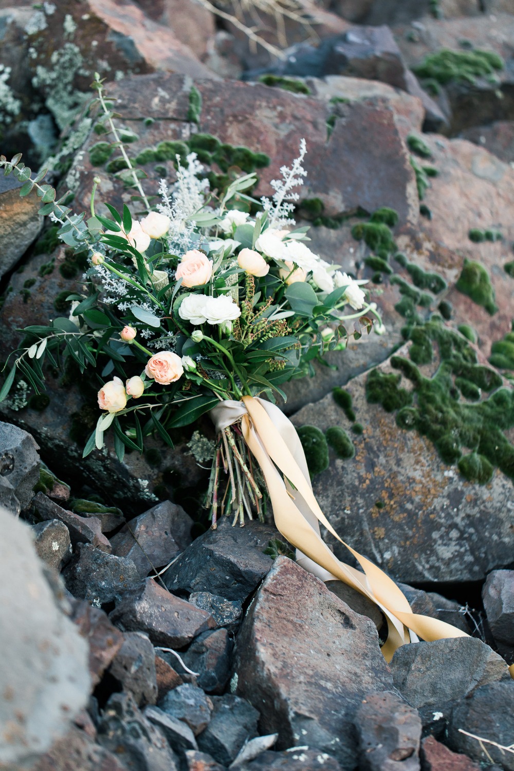 how-to-get-married-outdoors