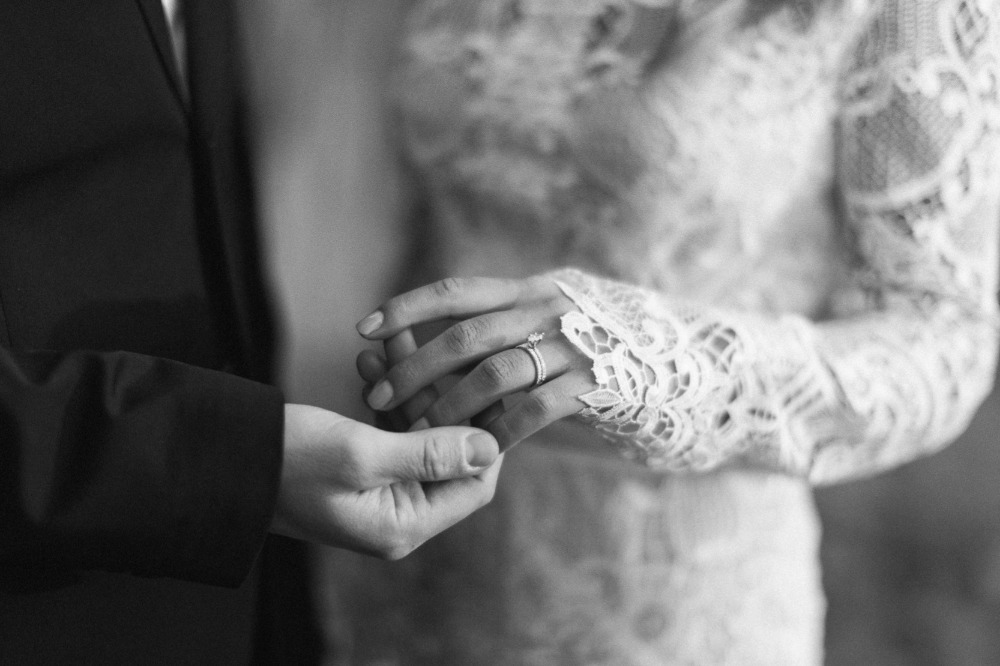 how-to-get-married-outdoors