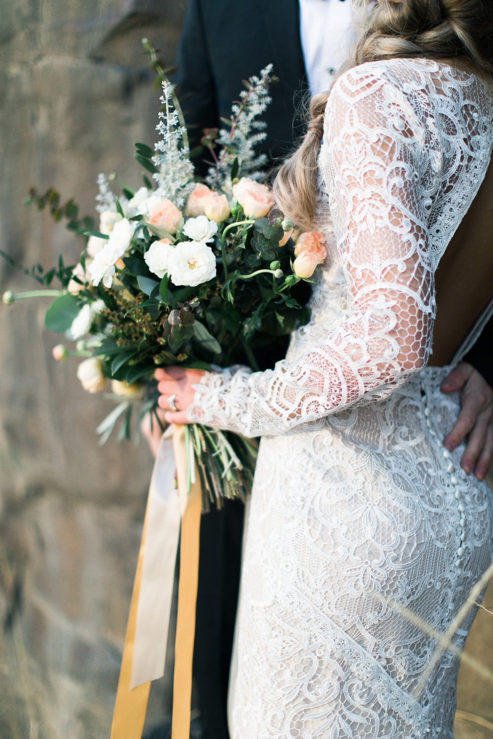 how-to-get-married-outdoors
