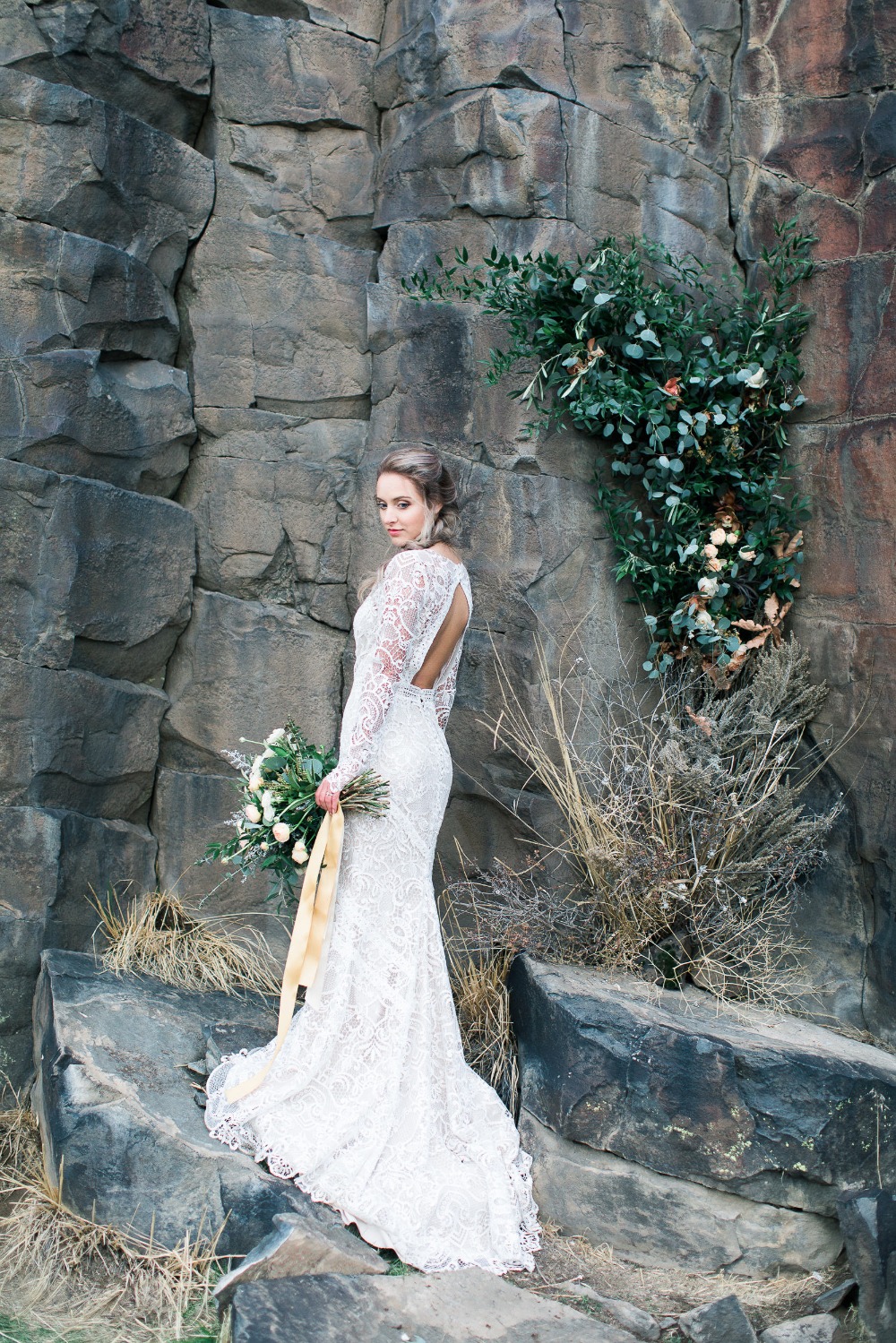how-to-get-married-outdoors